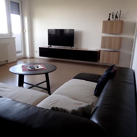 Marguerite Apartment - Parking Including Bratislava Ngoại thất bức ảnh