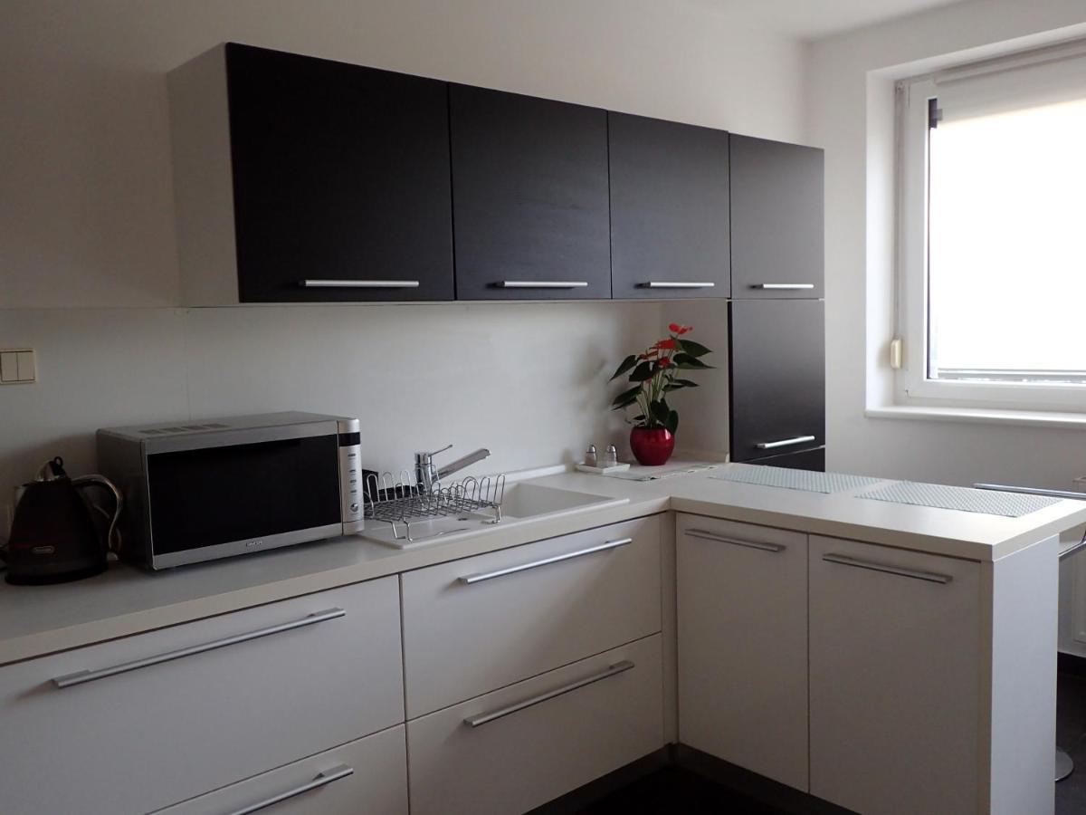 Marguerite Apartment - Parking Including Bratislava Ngoại thất bức ảnh